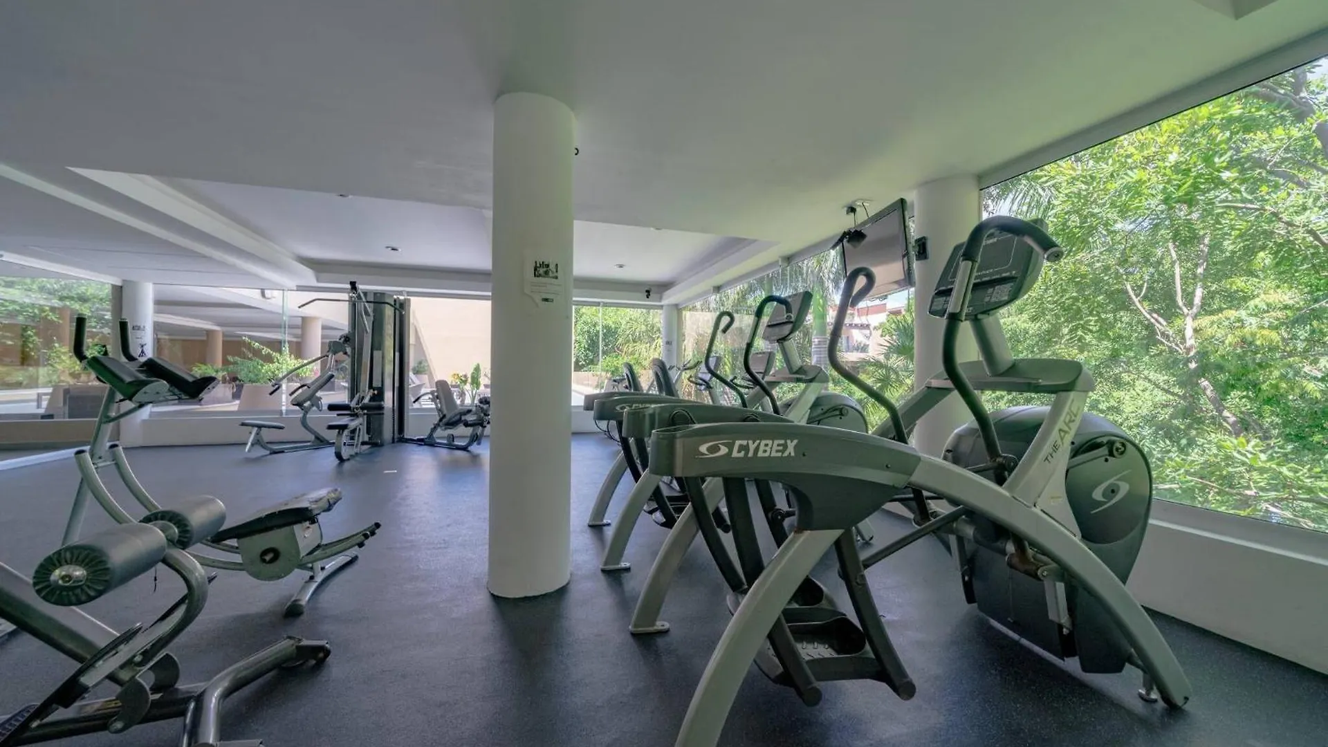 2 Bedroom Condo With 4 Pools & Gym - Vaiven 124 - Playacar بلايا ديل كارمن شقة